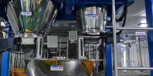 Material feeding-Automatic feeding -26650-lifepo4 battery-battery Cell manufacturer-battery cell Company-plb battery-powerlongbattery
